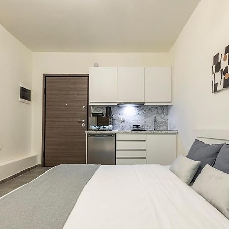 Phaedrus Living: City Center Executive Flat Stadiou Ateny Zewnętrze zdjęcie